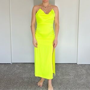 Alice + Olivia Eliza Neon Yellow Slip Dress – Silky Y2K Wedding Guest Party